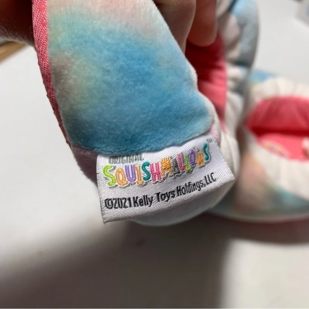 Squishmallows Rainbow Unicorn Slippers Size 4-5. New without tags